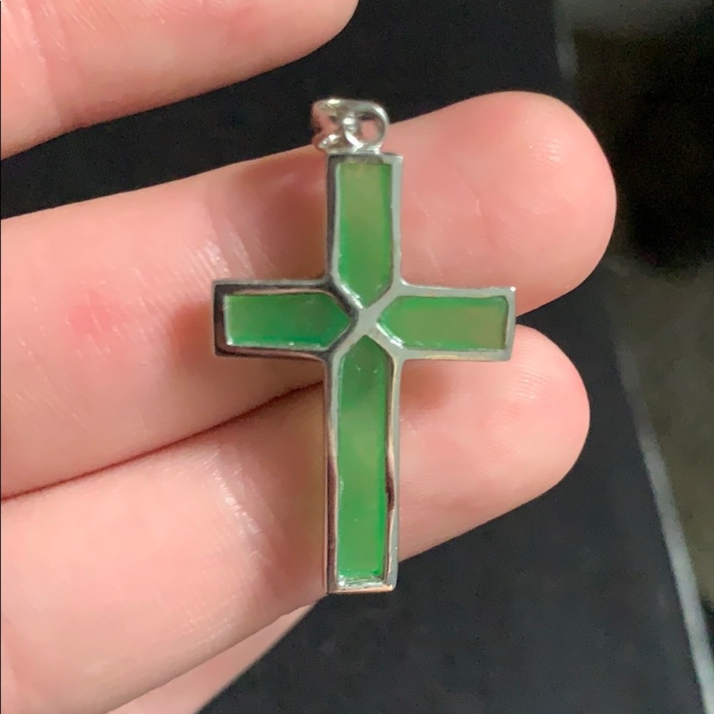 Cross Pendant - Picture 3 of 3